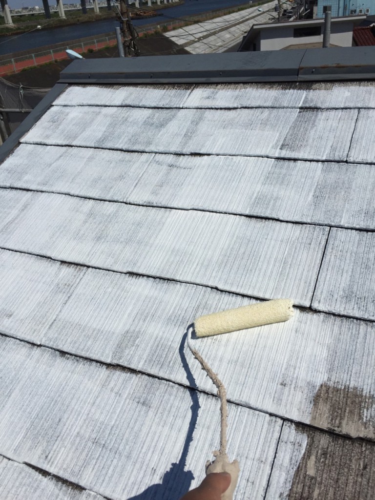 屋根塗装の下塗り