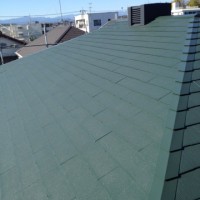 東京都東大和市の屋根塗装工事はモスグリーンで施工