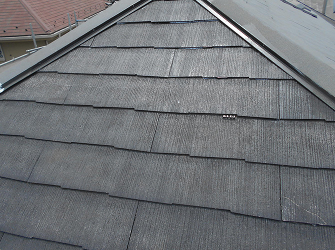 屋根のタスペーサー設置