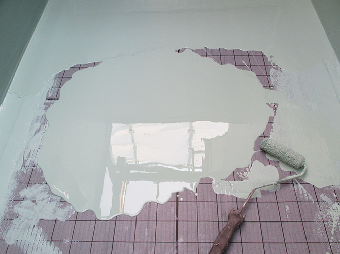 バルコニー床部分の防水材の塗布