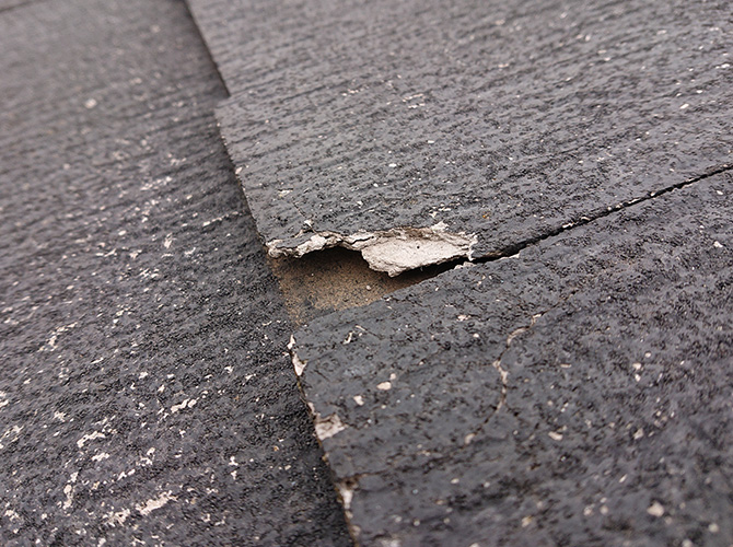 屋根材の劣化状況