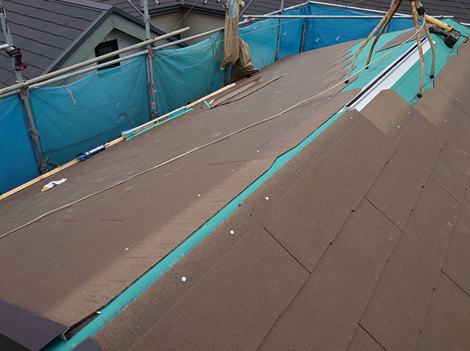 屋根材の設置